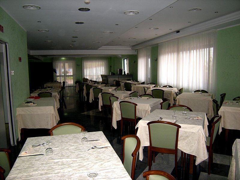 Sea Garden Hotel Acquappesa Zewnętrze zdjęcie