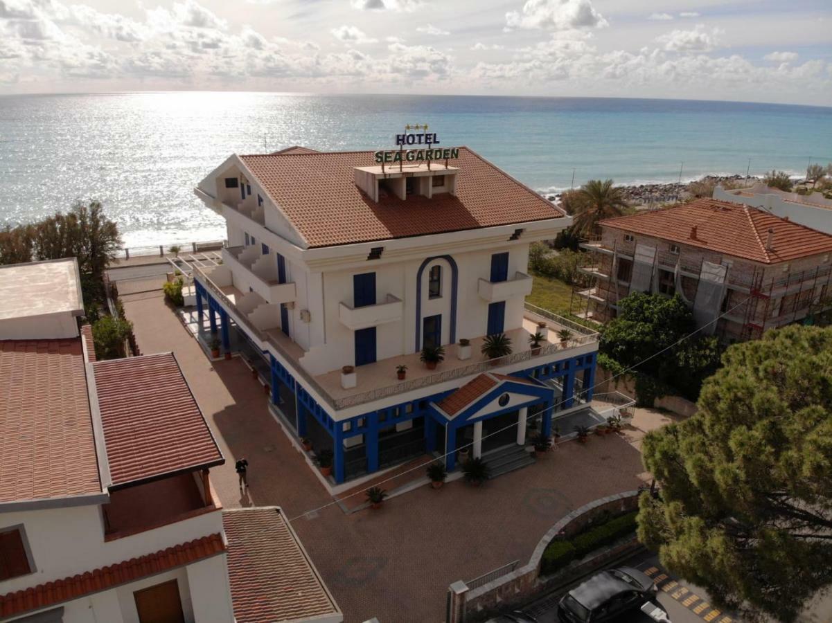 Sea Garden Hotel Acquappesa Zewnętrze zdjęcie